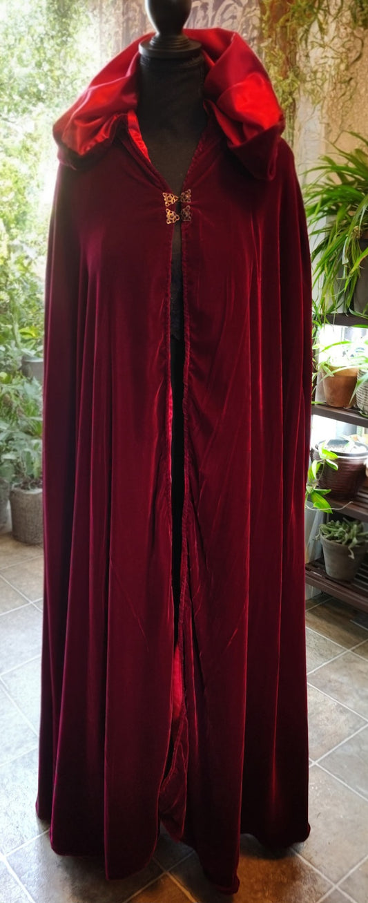 Velvet Cloak with Satin Lining Full Length (Ankles)