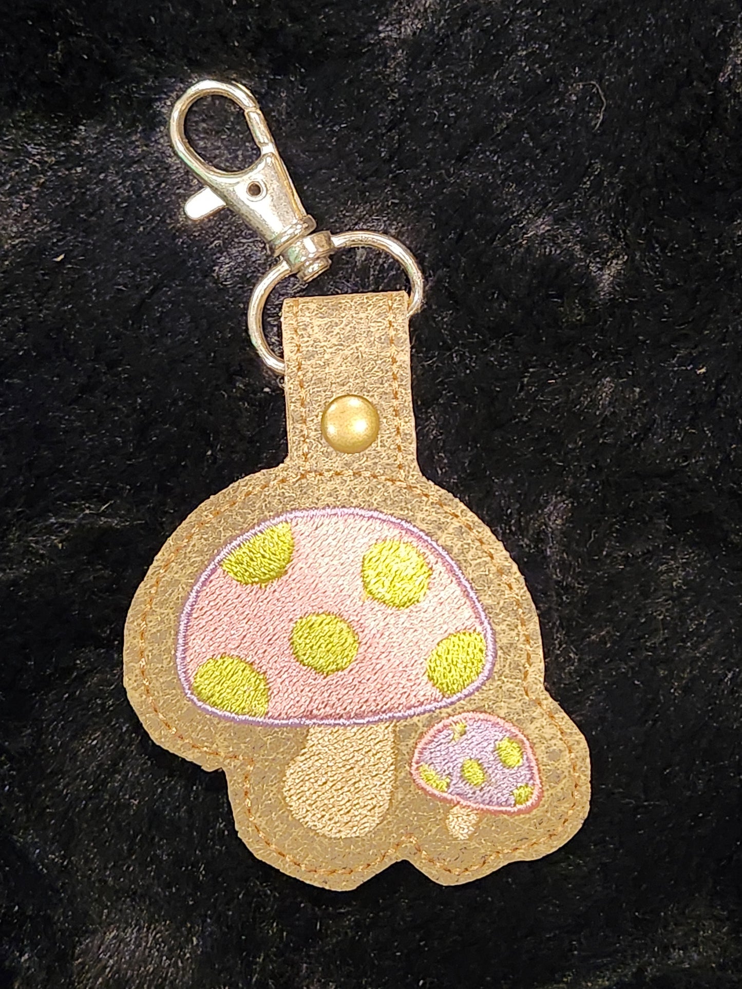 Keychain -Mushroom