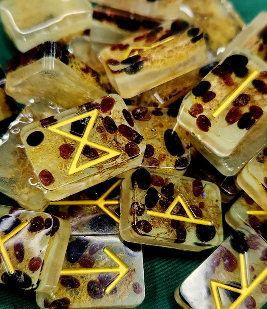 Spooky Garnet and Obsidian Runes