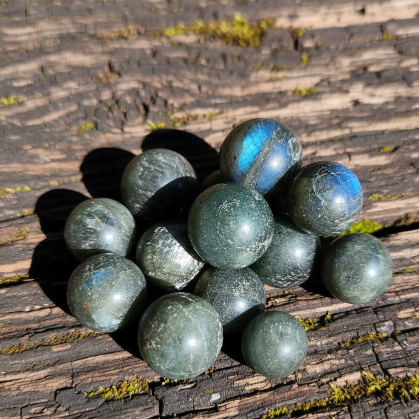 Labradorite Mini Spheres – The Crafty Ravens