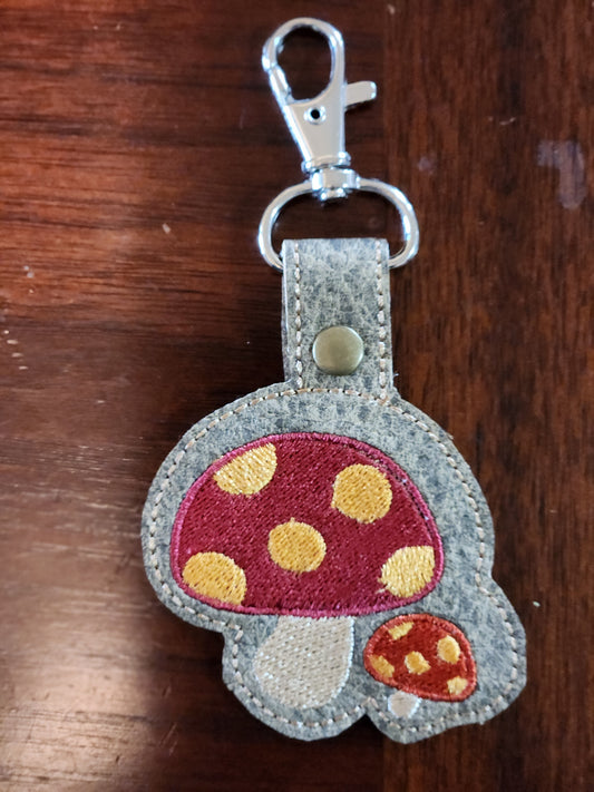 Keychain -Mushroom